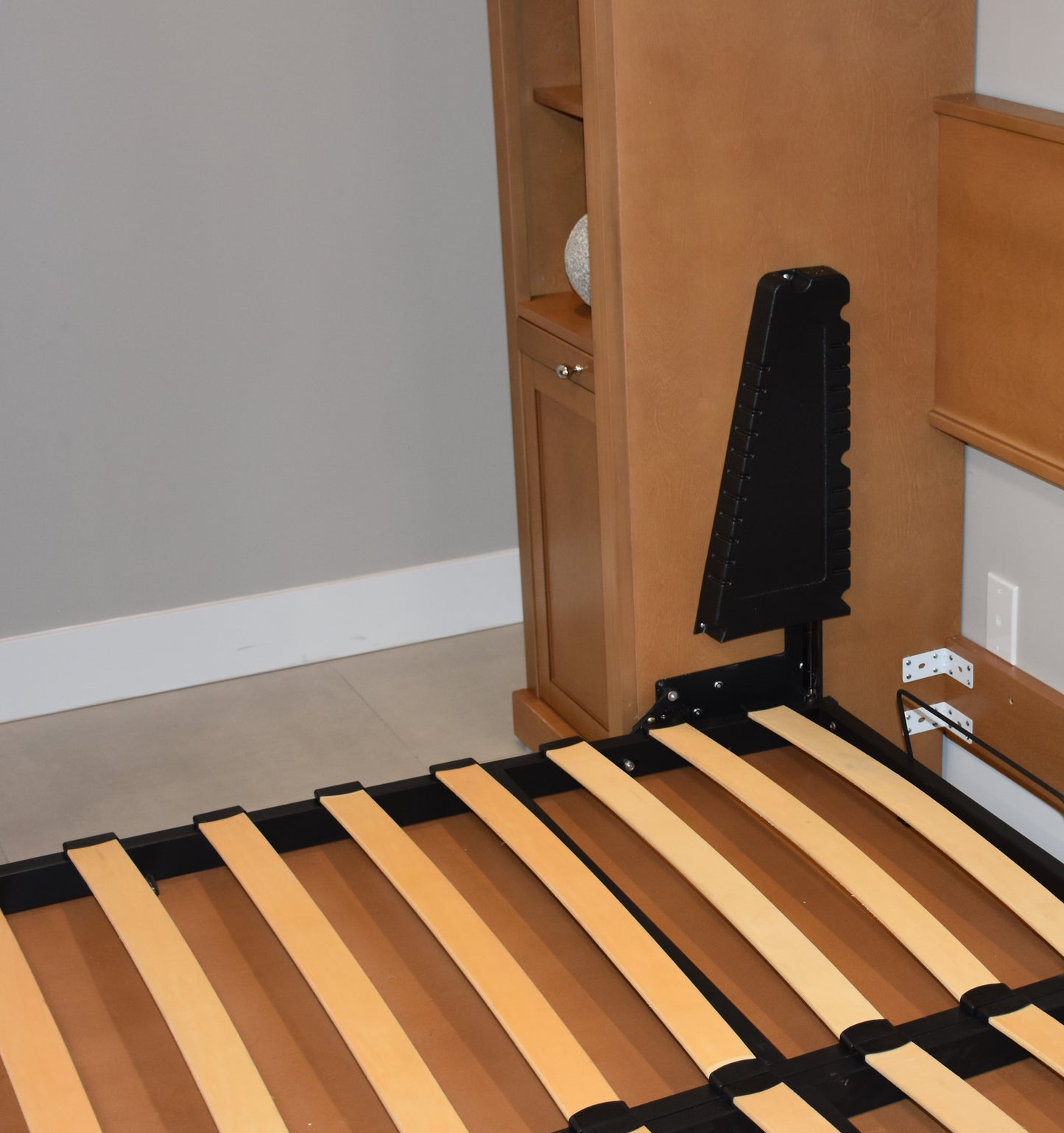 Monte Carlo Queen Murphy Bed