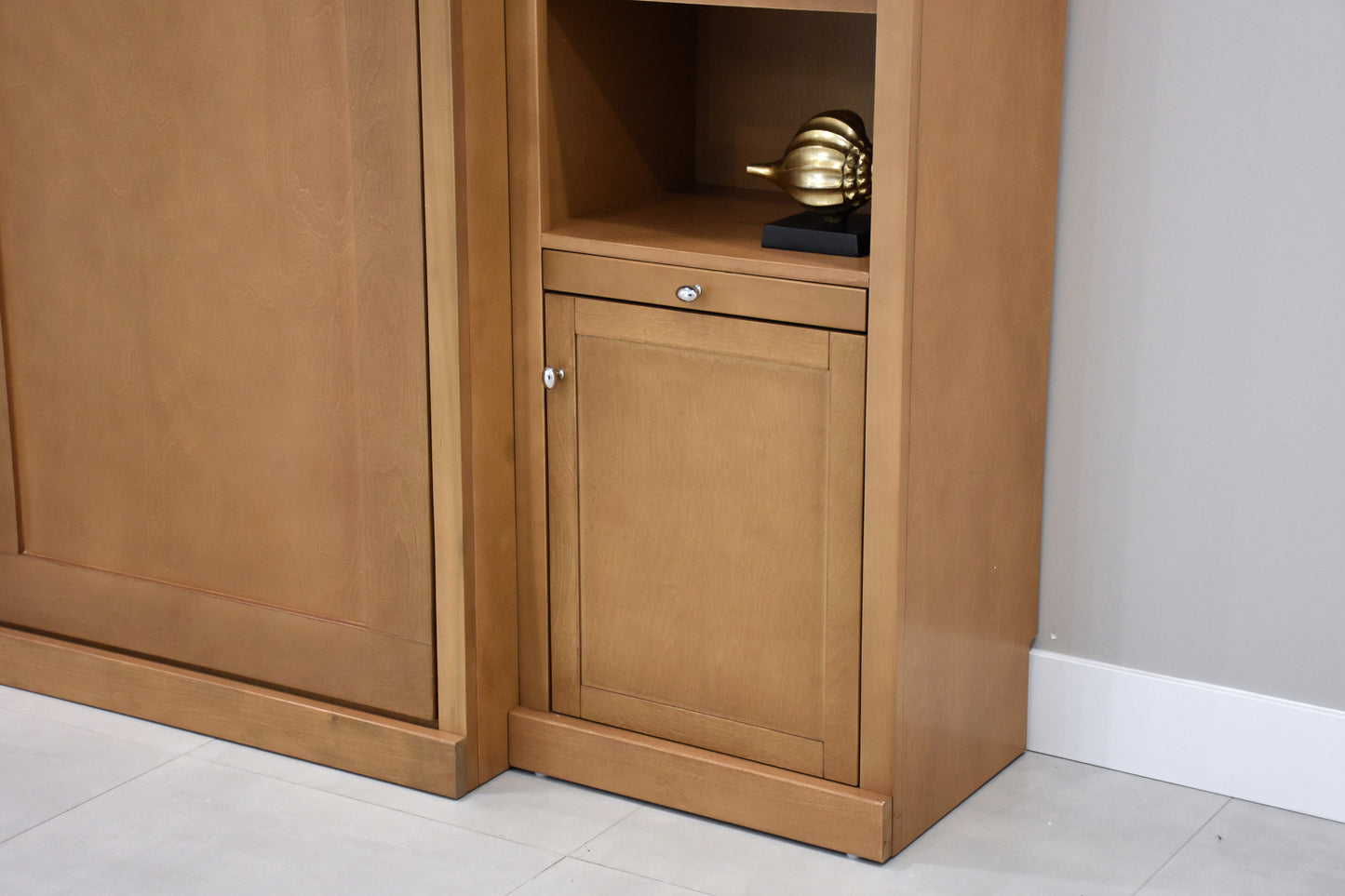 Monte Carlo Queen Murphy Bed